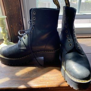 Dr. Martens Shriver Boots